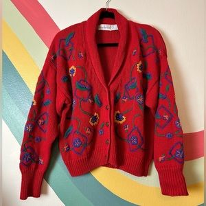 VINTAGE Cardigan Sweater Oversized Embroidered Floral Metal Button Size …